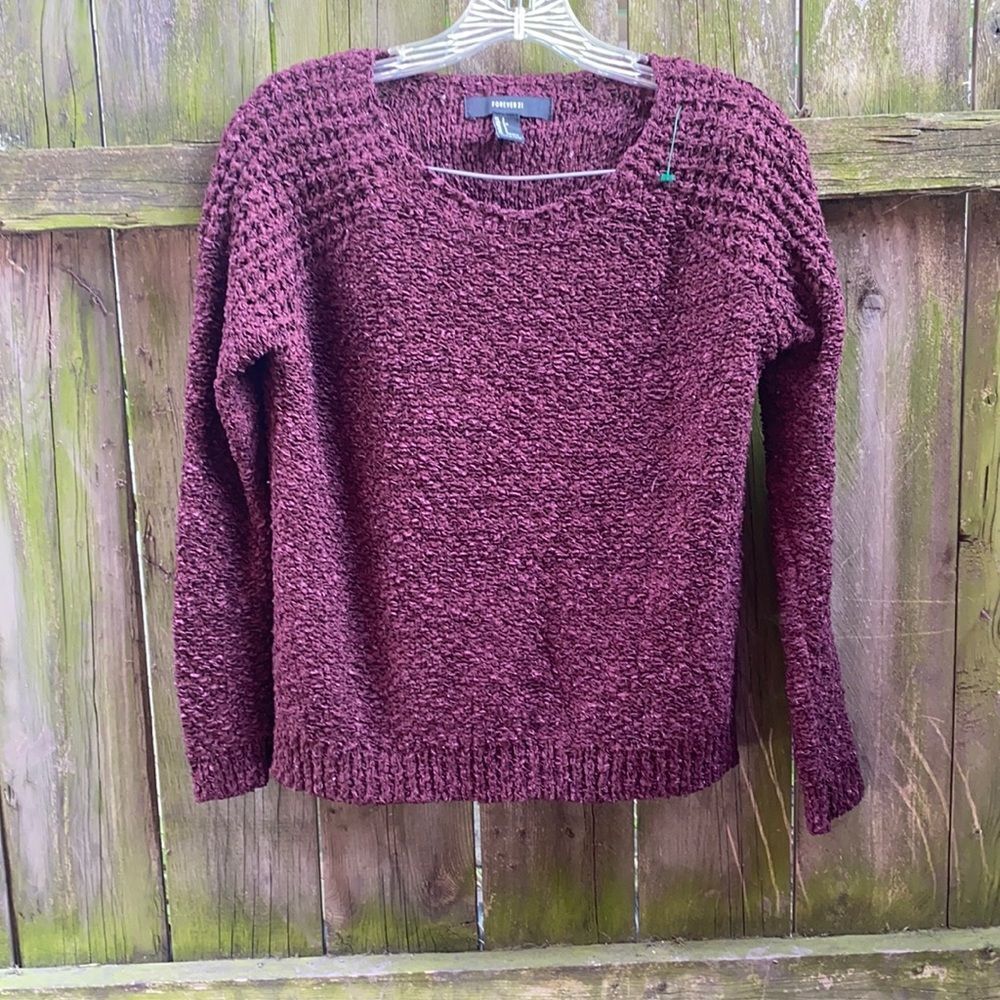 Forever 21 purple sweater sz. S